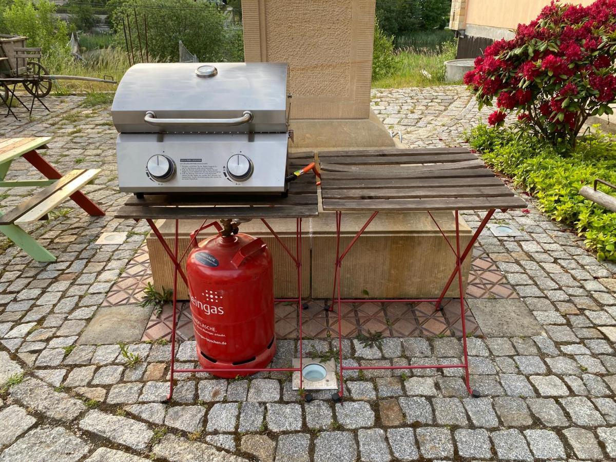 Fewo Turmzimmer Im Rittergut Leppersdorf Bei Dresden Exterior foto